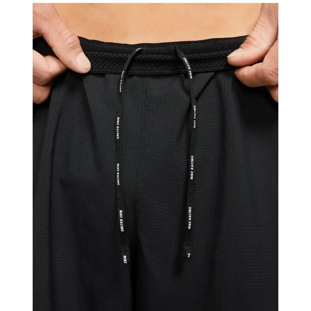 Nike Dri-FIT ADV AeroSwift 4